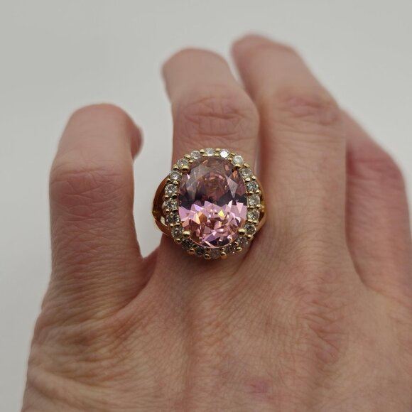 Size 8 Gold Plated Sterling Silver Pink Cubic Zirconia Gem Ring A3522 - Picture 5 of 9